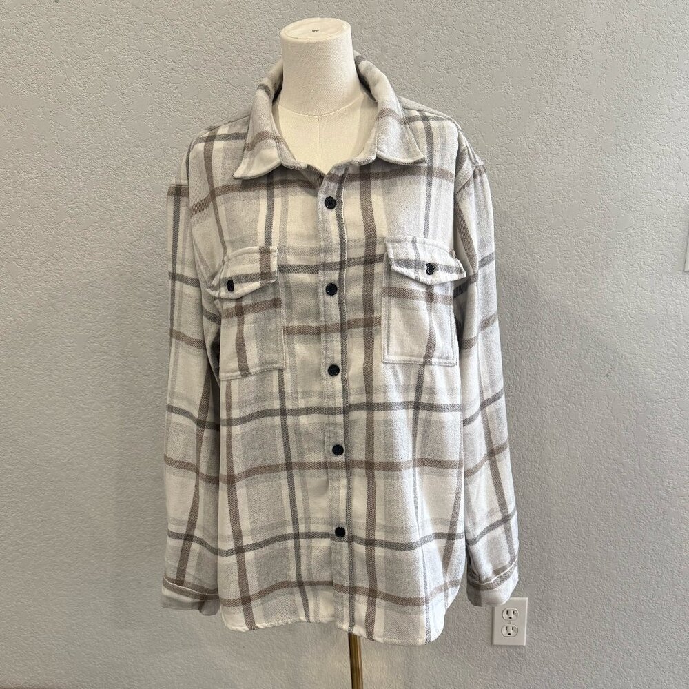 Magaschoni Mens XL Ivory Plaid Flannel Long Sleeves Button